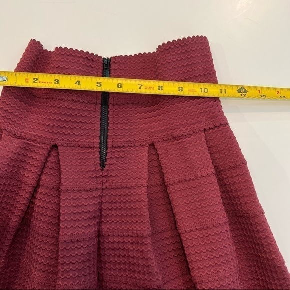 𝅺NWOT GIRLS From Savoy Ponte Bell Skirt - Picture 2 of 9